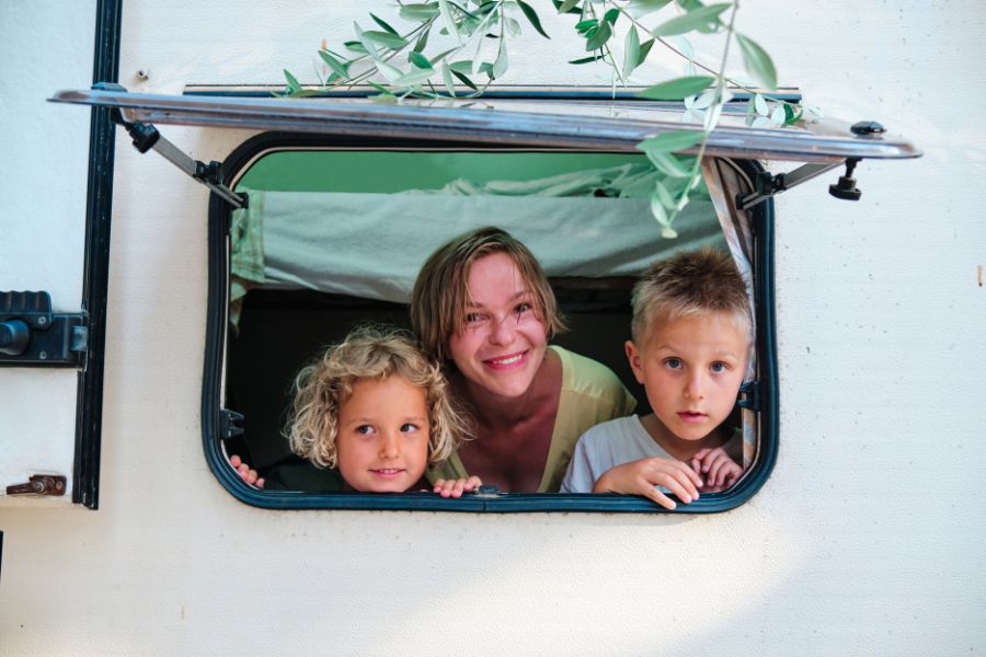 Why you should use caravan loan brokers